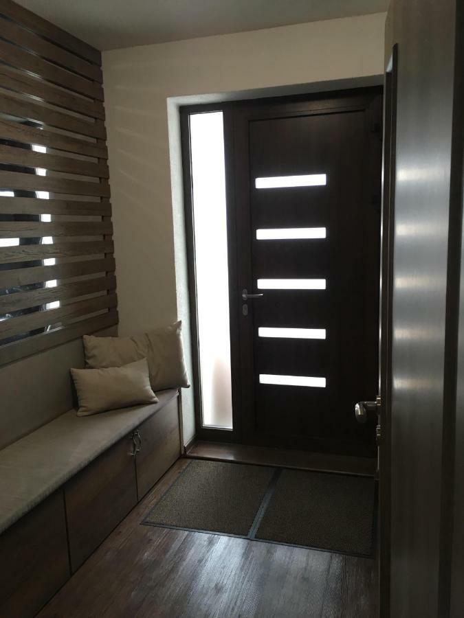 Privat Lägenhet Poprad Exteriör bild