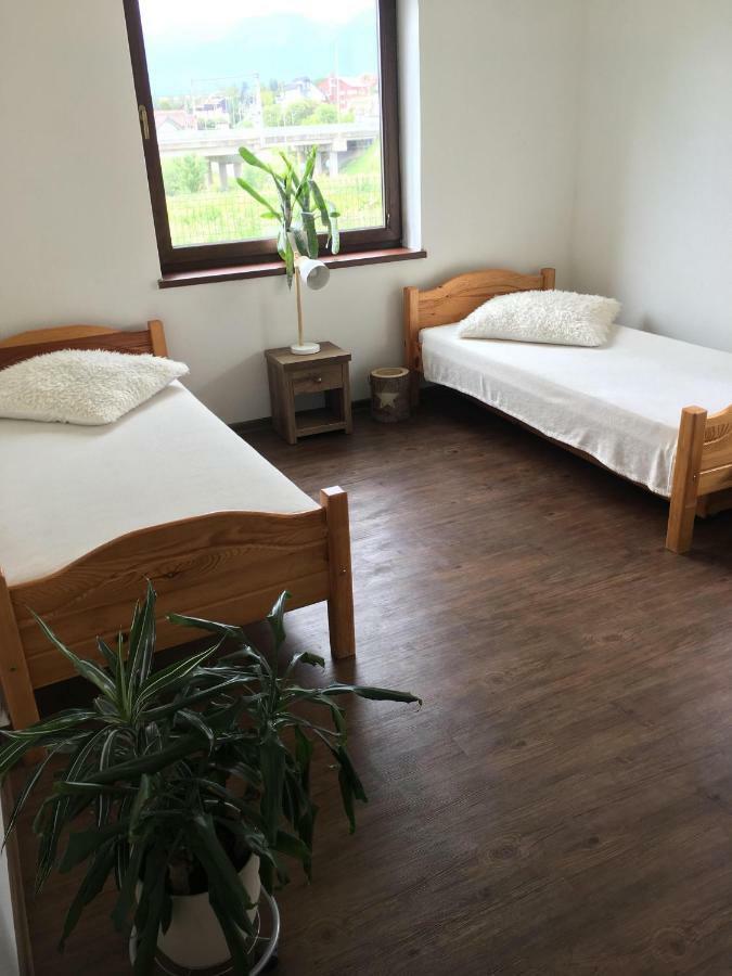 Privat Lägenhet Poprad Exteriör bild